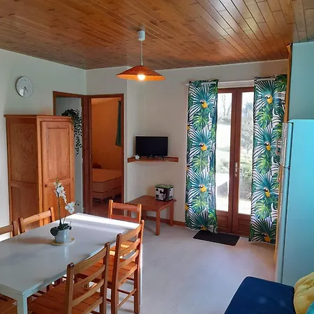 Les Loges De Melis * Cuzorn