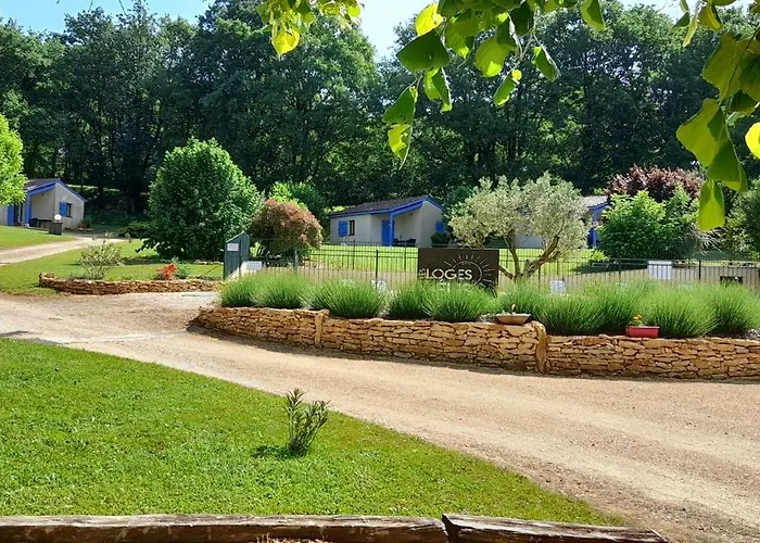 מלון Les Loges De Melis *